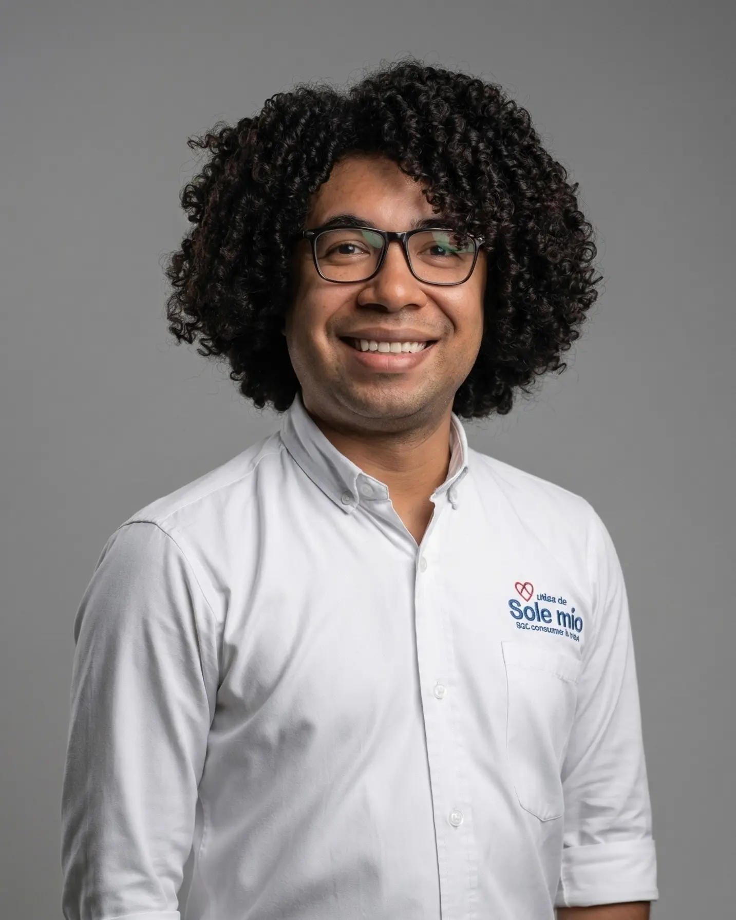 Carlos Rodríguez, Asesor Comercial