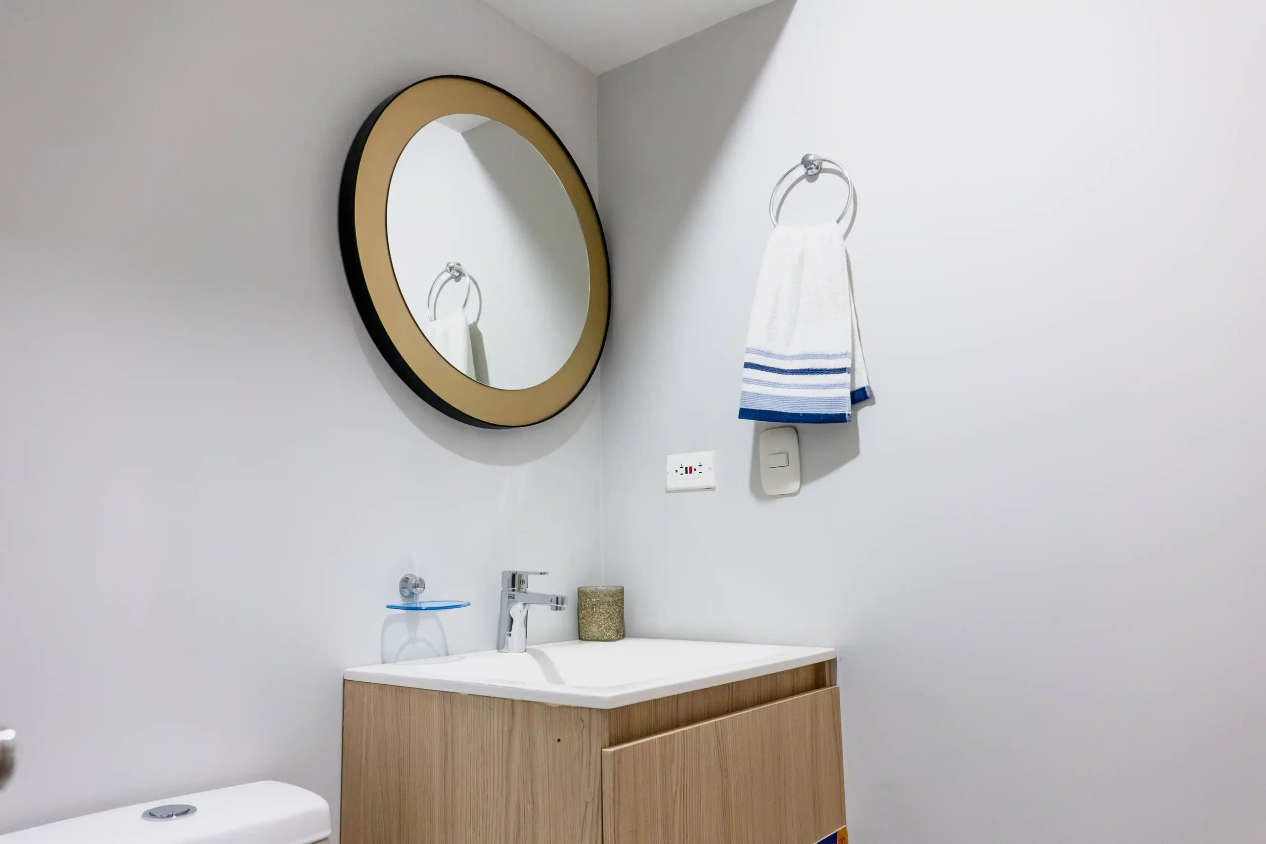 baño apartamento modelo